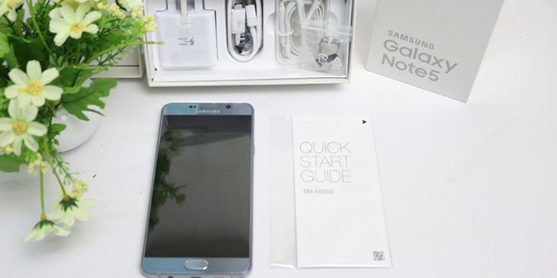 Samsung Galaxy Note 5 Dual-Sim SM-N9200 (Quốc Tế, 32GB, Silver Titanium)