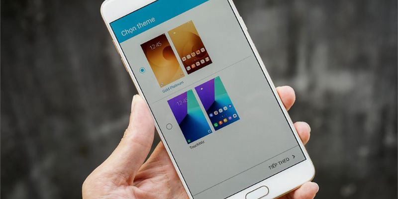 Samsung Galaxy C9 Pro Dual-SIM SM-C9000 (6GB/64GB, Gold, Pin 4000Mah)