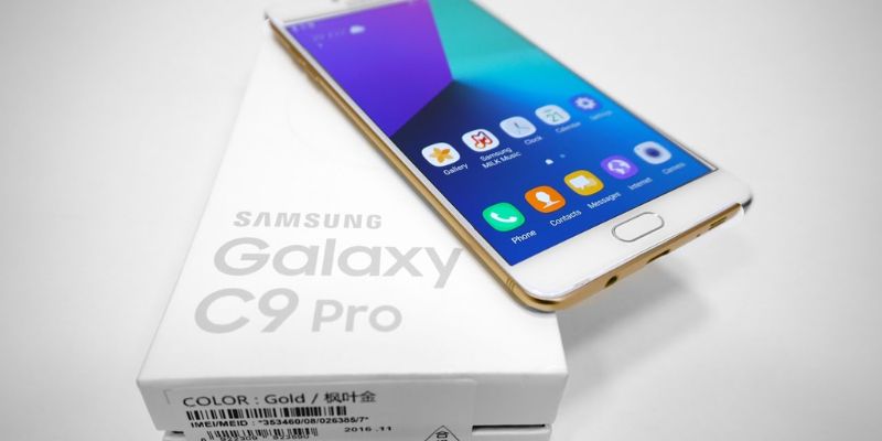 Samsung Galaxy C9 Pro Dual-SIM SM-C9000 (6GB/64GB, Black, Pin 4000Mah)